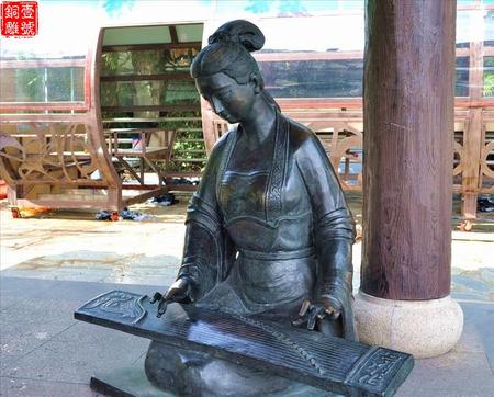 古代人物雕塑女子