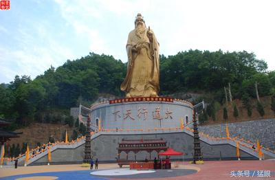 道源圣域老子銅像