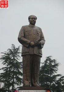 湘潭大學(xué)毛主席銅像的高度
