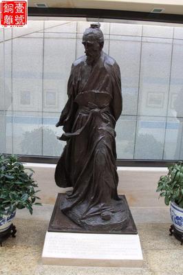 柳州屈原銅像