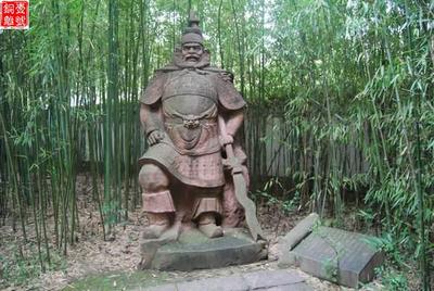 關(guān)羽和張飛的銅像