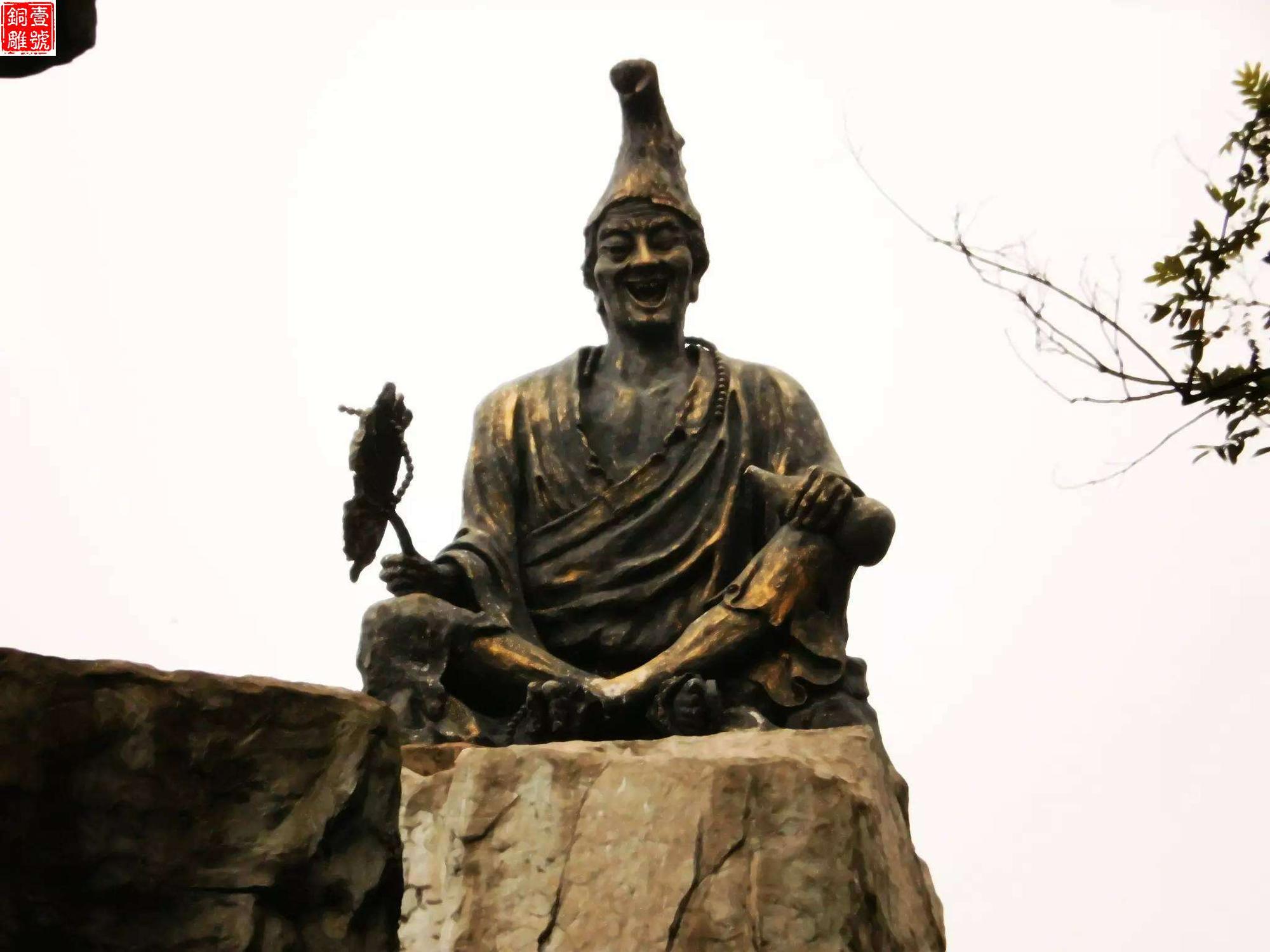 濟(jì)公銅雕塑