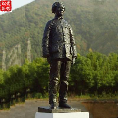 文革時期的毛主席銅像