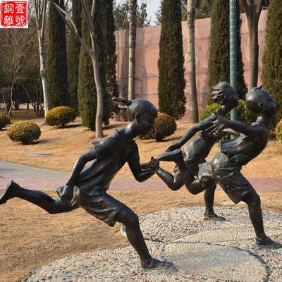 奔跑人物雕塑作品賞析