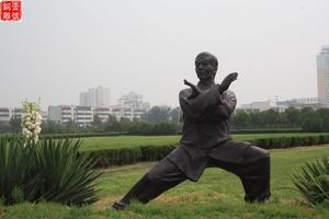 現(xiàn)代人物銅雕圖片