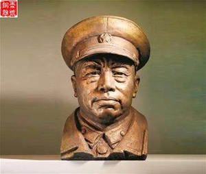 中國偉人銅像