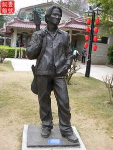 現(xiàn)代人物銅雕定做
