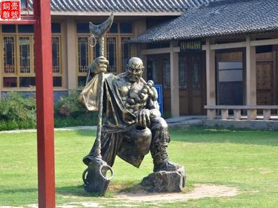 鑄鐵仿銅雕塑價格