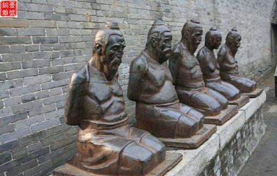 秦檜銅像幾人