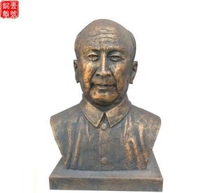 偉人銅像高度