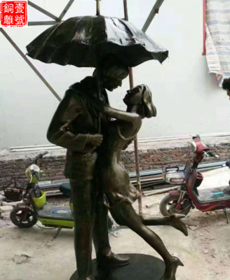 獅蛇銅雕塑的含義