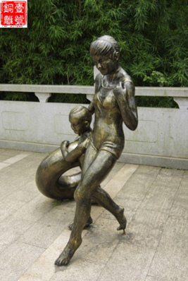 中囯女性銅雕塑作品