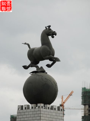 動物雕塑設(shè)計(jì)作品