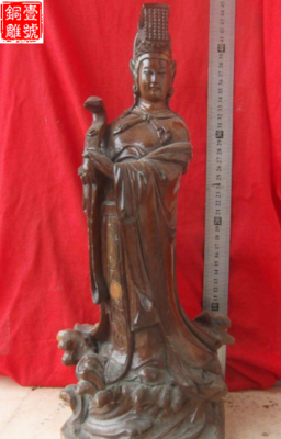 梁晚年作媽祖銅像