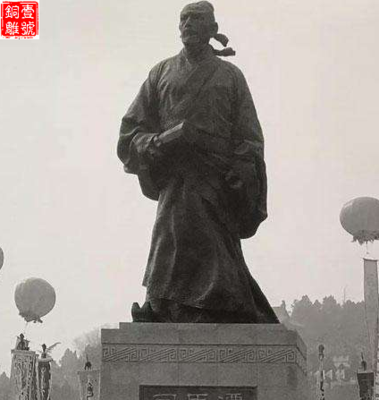 司馬遷祠銅像
