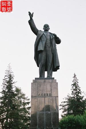 俄罗斯列宁铜像