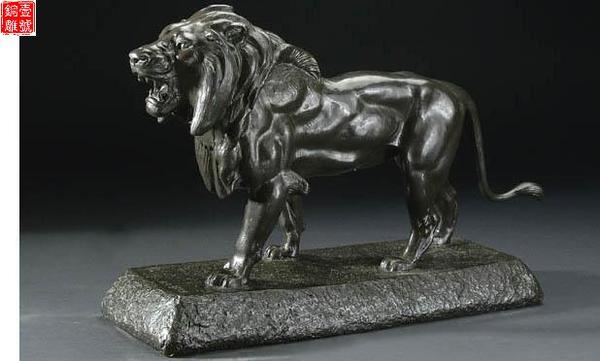 动物狮子雕塑.jpg