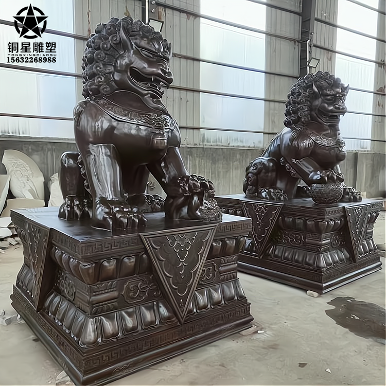 铜狮子厂家以其精湛的技艺,传统文化的精髓展现得淋漓尽致