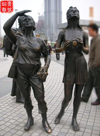 合川商业街人物雕塑